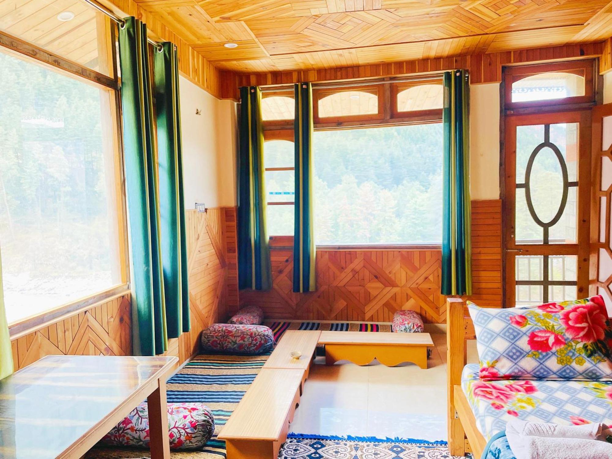 Chalo Chhalal Hotel & Cafe Kasol Exterior photo